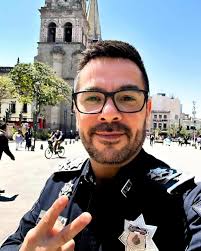 César Cuevas (@cesarhcuevas) • Instagram photos and videos