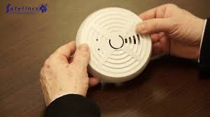 Brk 86rac smoke detector replacement. Replacing The Battery In A Brk 660mbx Optical Smoke Alarm Youtube