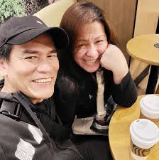 JERICHO DOING JERICHO CRUZ THINGS! 🥶🫢 Nagkaroon ng sagutan si Jericho  "Rosales" ay este Cruz pala sa bench ng Tropang 5G. Then tumuro sa bench 😭  It's just the game 1 but