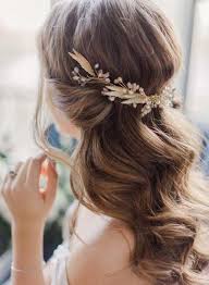 Korean Wedding Hairstyles For Long Hair Aksesuarli Gelin Saci Modelleri Sac Sirlari Scifiminds Net Wed Hair Styles Gold Hair Accessories Wedding Hair Down