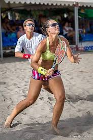 Mizuki est une jeune lycéenne passionnée de beach volley.elle se retrouve à former une équipe avec la meilleure joueuse de la région, ozôin. Xuk24kc3t0bm M