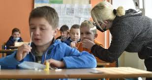 Check spelling or type a new query. Testovani Ve Skolach Jednou Tydne Prymula Zminil Risk Po Presnych Pcr Sahaji Skoly Okrajove Blesk Cz