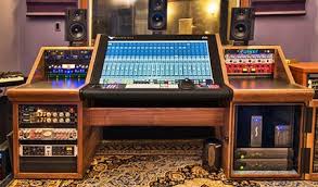 See more ideas about studio desk, home studio music, recording studio home. Diy Studio Desk Plans Custom Fit For Your Needs Ledgernote