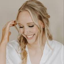 clara leigh (claraleighmont)