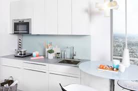 Trouvez ici une table basse d'occasion, un meuble de rangement canon, un bureau vintage qui, sur votre personnalité, en dira long, un meuble de métier complètement craquant, bref, une pièce qui donnera vie à votre salon. Petites Cuisines Mode D Emploi Darty Vous