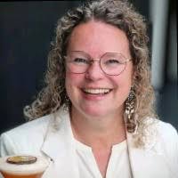 5 "Esther Glaser" profiles