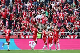 Bayern celebrate remarkable season with dominant win over Köln