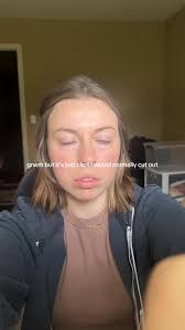 ur reminder that Instagram is a highlight reel 😂