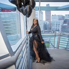 If you are very serious about your birthday celebration, you probably already have a gorgeous outfit prepared for the party. Epingle Sur 40 Reveal