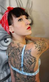 Elizabeth "Elle" Edmunds admits to fraud