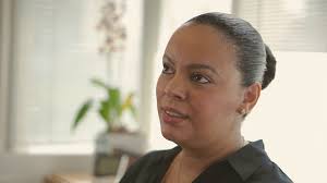 No penúltimo dia da #SemanaDELAS, continuamos com a série de vídeos em  celebração ao Dia Internacional da Mulher, prepare-se para conhecer Michele  Pires Ribeiro, Analista de Recursos Humanos de Araújo ...