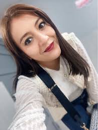 🌸 Mi pequeña, estoy muy orgullosa de ti.🌷😊