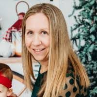 Amanda Gehring's Instagram, Twitter & Facebook