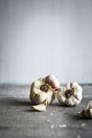 Garlic Still Life Photography By Regan Baroni Available For Purchase On Etsy Raw Rawfood Fo Fruit Photography Food Photography Ingredients Photography
