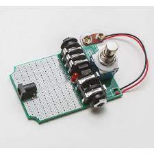 Diy Guitar Pedal Contest 2013 Win 100 Credit Guitar Pedals Diy Guitar Pedal Guitar