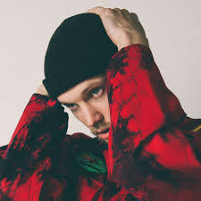 Dennis Keil's Instagram, Twitter & Facebook