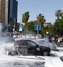 26.88° مئوية اتجاه الرياح : Ø§Ø­ØªØ±Ø§Ù‚ Ø³ÙŠØ§Ø±Ø© ÙÙŠ Ø³Ø§Ø­Ø© Ø¹Ø±Ù†ÙˆØ³ Ø¨Ø¯Ù…Ø´Ù‚ Ø¨Ø³Ø¨Ø¨ Ø§Ø±ØªÙØ§Ø¹ Ø¯Ø±Ø¬Ø§Øª Ø§Ù„Ø­Ø±Ø§Ø±Ø©