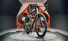33,4 sec to gold …. Das Quintana Roo Srsix Aero Rennrad Wird Im Modernen Aerodynamischen Update Leichter Und Schneller Swiss Cycles