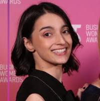 200+ perfiles de «Petropoulos»