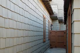 Varied thickness and stunning split texture of natural wood. Cedar Shakes Vinyl Shake Siding Houselogic