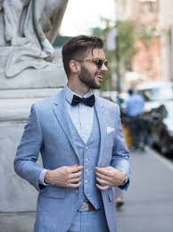 What color bow tie with navy suit. How To Style A Bow Tie For A Wedding The Modern Otter