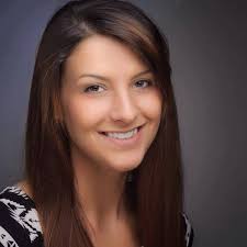 Sales Professional/ROUSH Representative Amy Renz