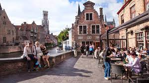 Being a student city and generally bigger than bruges, ghent naturally has one leg up when it comes to nights out on the town. Flandern Brugge Und Gent Weitere Reisen Reiseziele Det Reisen