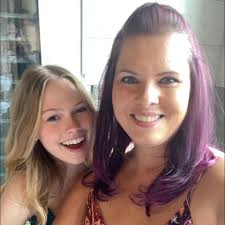 Is there a way I can flip this. So that the leaves are