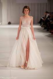 50 Gorgeous Wedding Dress Details That Are Utterly To Die For Wedding Dresses 2017 Trend Tomboy Wedding Dress Wedding Dresses