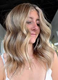 Recommendations for curly pixie hairstylist?