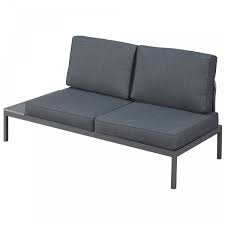 Ganz Unaufgeregt Mit Klarer Linie Uberzeugt Das Lounge Element Baltimore Mit Einem Mass Von 77 5 X 175 X 81 2er Sofa Garten Lounge Set Danisches Bettenlager