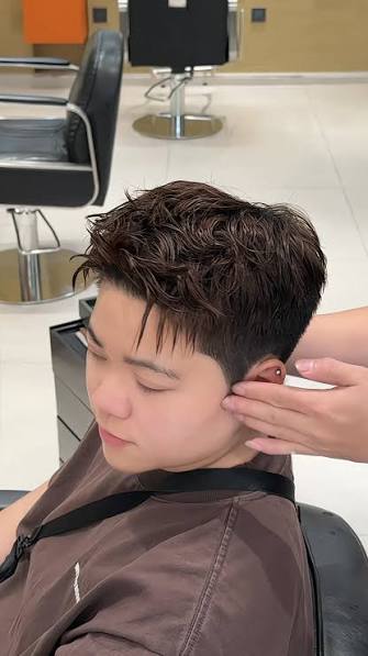 Uốn Texture kiểu tóc Ivy League, anh em tóc xẹp tham khảo nha ,  #edrichairstudio #edrichairstyle #tocnamdep #hairstyle | Edric Hair Studio  | Facebook