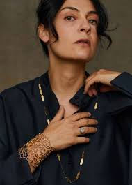 Minimalist Clothing & Decor