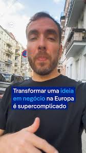 😮 O internauta Samuel Bolt, morador de Salvador (BA), compartilhou uma  cena para lá de incomum, mas cheia de companheirismo. Na ocasião, ele  flagrou um menino de bicicleta, mas com um carona