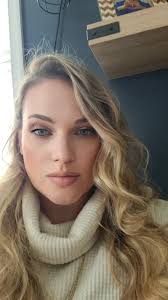 Kate Coe (@katecoe3)