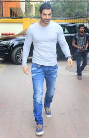 Spotted A Casually Dressed John Abraham On His Way To A Book Launch Jeans Outfit Men Mens Outfits John Abraham