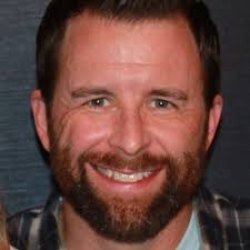 Bob Kizer's Instagram, Twitter & Facebook