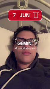 Caroline Mora (@carolinemora4)