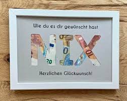Personalisiertes Geldgeschenk Zum Geburtstag Als Wanddeko Optional Mit Bilderrahmen Jahreszahl In 2021 Geschenke Basteln Geschenke Geschenke Verpacken Geld