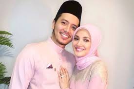 Beliau mula bergiat aktif dalam bidang lakonan sejak 2011 dan terkenal dengan drama tv lakonan termasuk juvana. Fazura Tak Nak Lepas Fattah Keluar Rumah Dia Punya Manja Siap Cakap Kalau Boleh Saya Jangan Pergi Penggambaran Hiburan Mstar