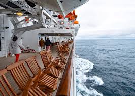 See what 1,200 cruisers had to say about their queen mary 2 (qm2) cruises. Queen Mary 2 Rundgang Auf Deck 7 Die Weltenbummler