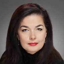 Anna Dutra's Instagram, Twitter & Facebook