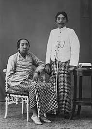 Sehingga hal tersebut juga memacu para penguasaha tekstil untuk memproduksi batik dalam skala besar. Kabupaten Kediri Wikipedia Bahasa Indonesia Ensiklopedia Bebas