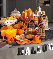 Decorazioni da appendere allentrata di casa, sotto una mensola o su una parete. Idee Per La Festa Di Halloween A Casa Per I Bambini Foto Design Mag