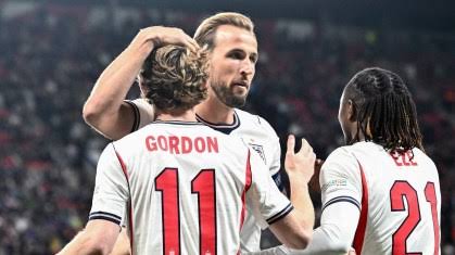 Com gols de Kane e Gordon, Inglaterra vence a Tch&eacute;quia pela Nations League | CNN Brasil