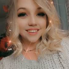 Karli Sweet (@karlisweet3)