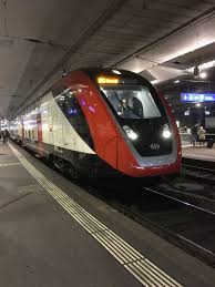 Sbb Fv Dosto Bern 13 03 2018 14 28 Christian Thomet Light Rail Vehicle Train Train Station