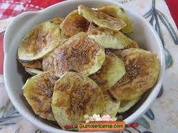Come preparare chips di verdure croccanti,gustose e leggere con cottura in forno.chips di carote,melanzane,zucchine,ravanello. Chips Di Platano Al Microonde Gustose Ricette Di Cucina