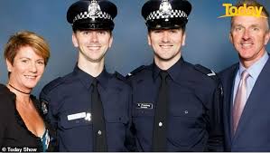 Porsche driver richard pusey has been sentenced to 10 months in jail for his actions in filming dead and dying police officers after a crash on melbourne's eastern freeway on 22 april last year. U2mrgrj5h 507m