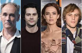 Voir plus d'idées sur le thème actrice, dilan o brien, dylan o'brien. Mark Rylance Dylan O Brien Zoey Deutch To Star In The Outfit